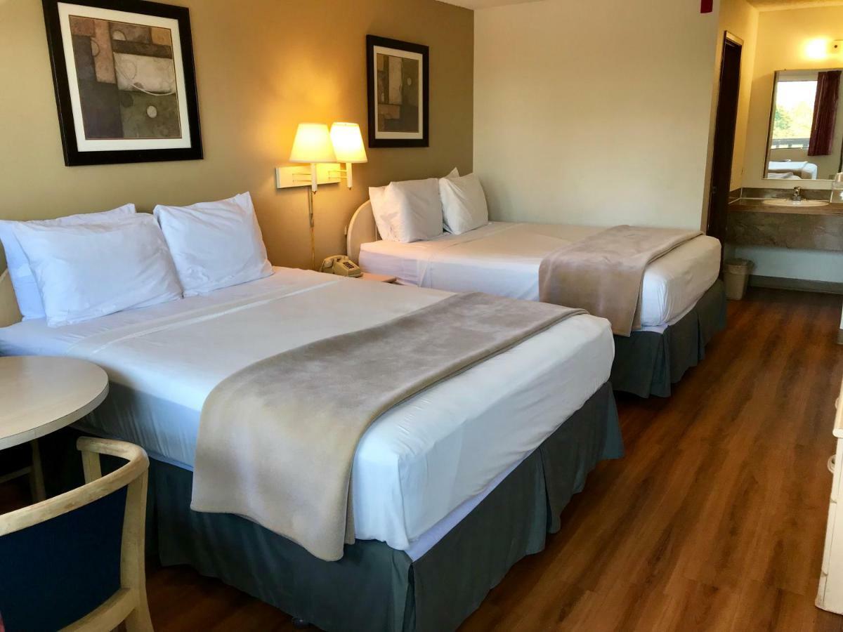 Sea-Tac Airport Value Inn Де Мойн Екстериор снимка